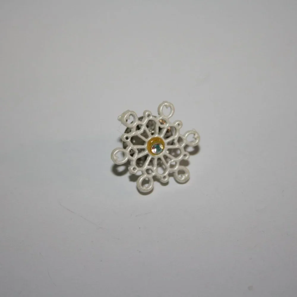 Beautiful white snowflake lapel pin .75